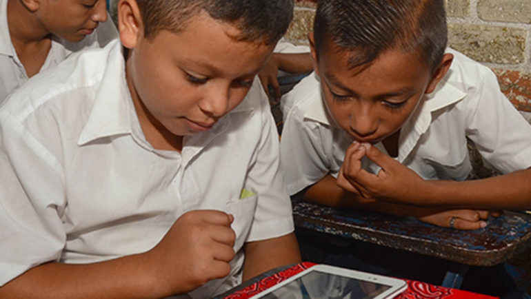 Aula Digital Peru: Technology, a transformative key for education