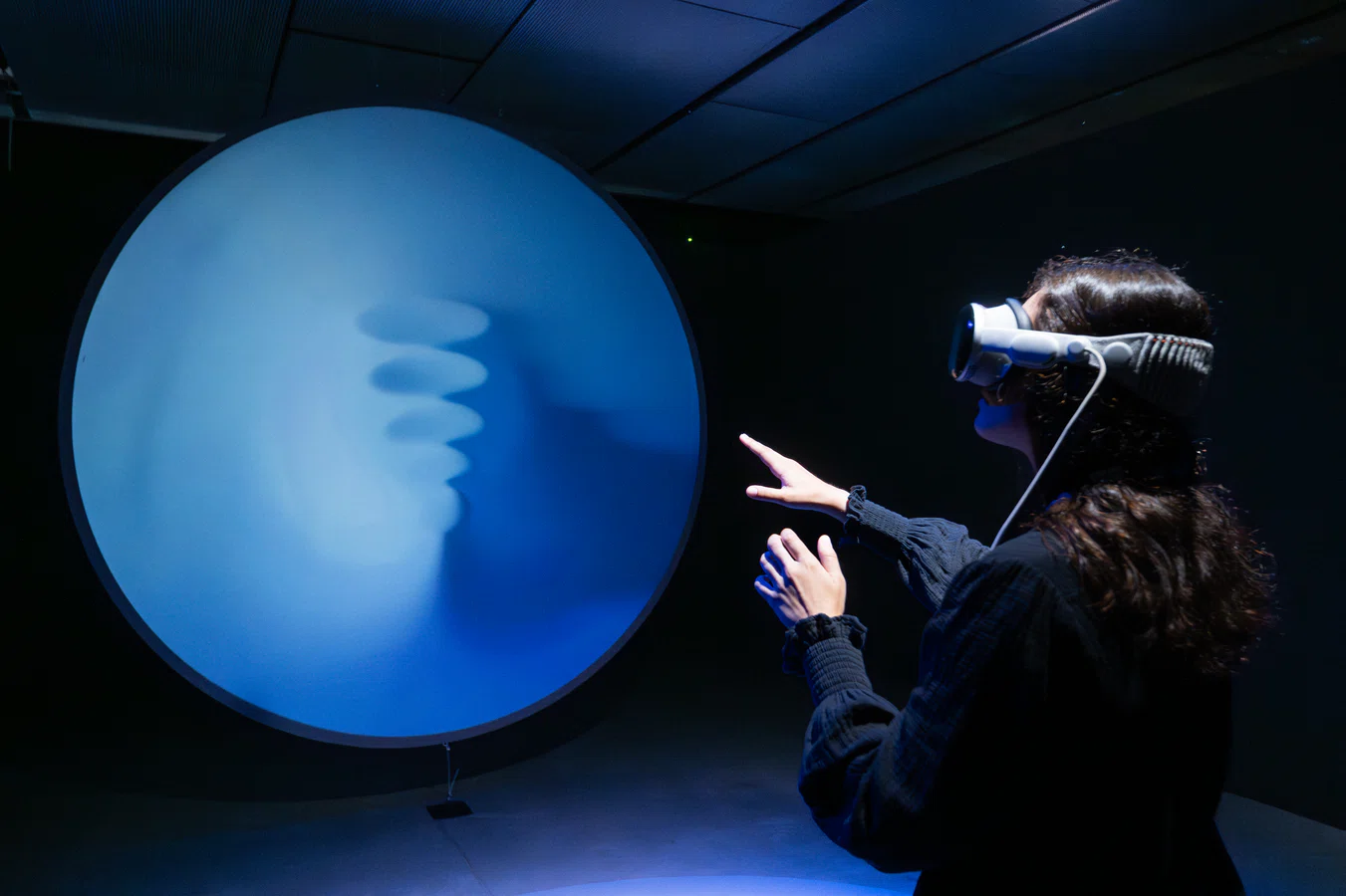 Image showing one of the works featured in the exhibition ‘The Quantum Revolution’ at Espacio Fundación Telefónica