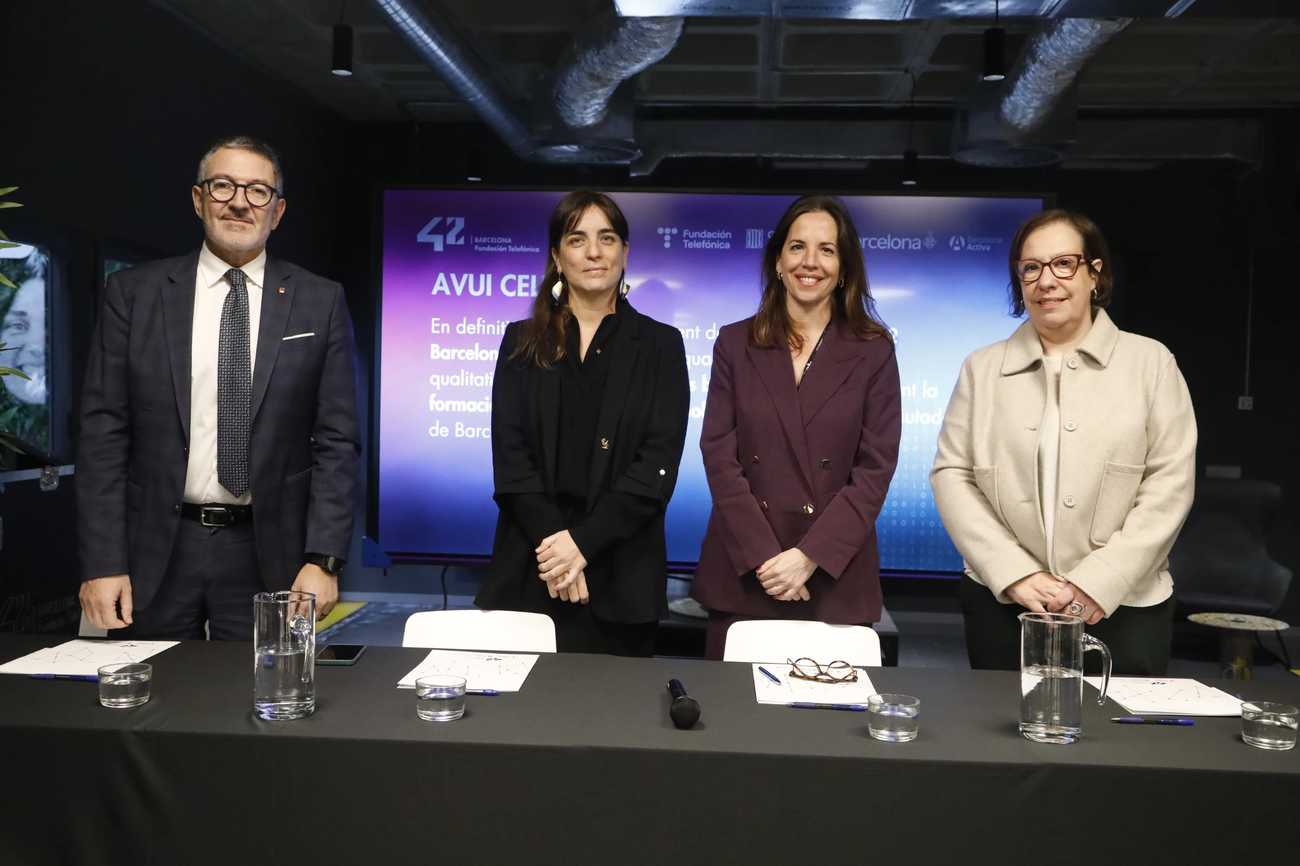 From left to right: Miquel Sàmper, Minister of Business and Labor; Núria Montserrat, Minister of Research and Universities; Isabel Salazar, general manager of Fundación Telefónica and Raquel Gil, fifth Mayor and president of Barcelona Activa.