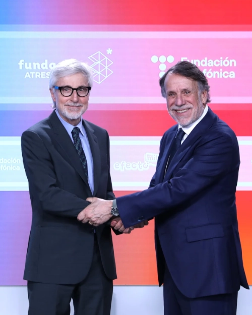 José Creuheras, president of Atresmedia and Fundación Atresmedia, and Enrique Goñi, Executive Chairmam of Fundación Telefónica, signed an agreement this Tuesday at the audiovisual group's headquarters